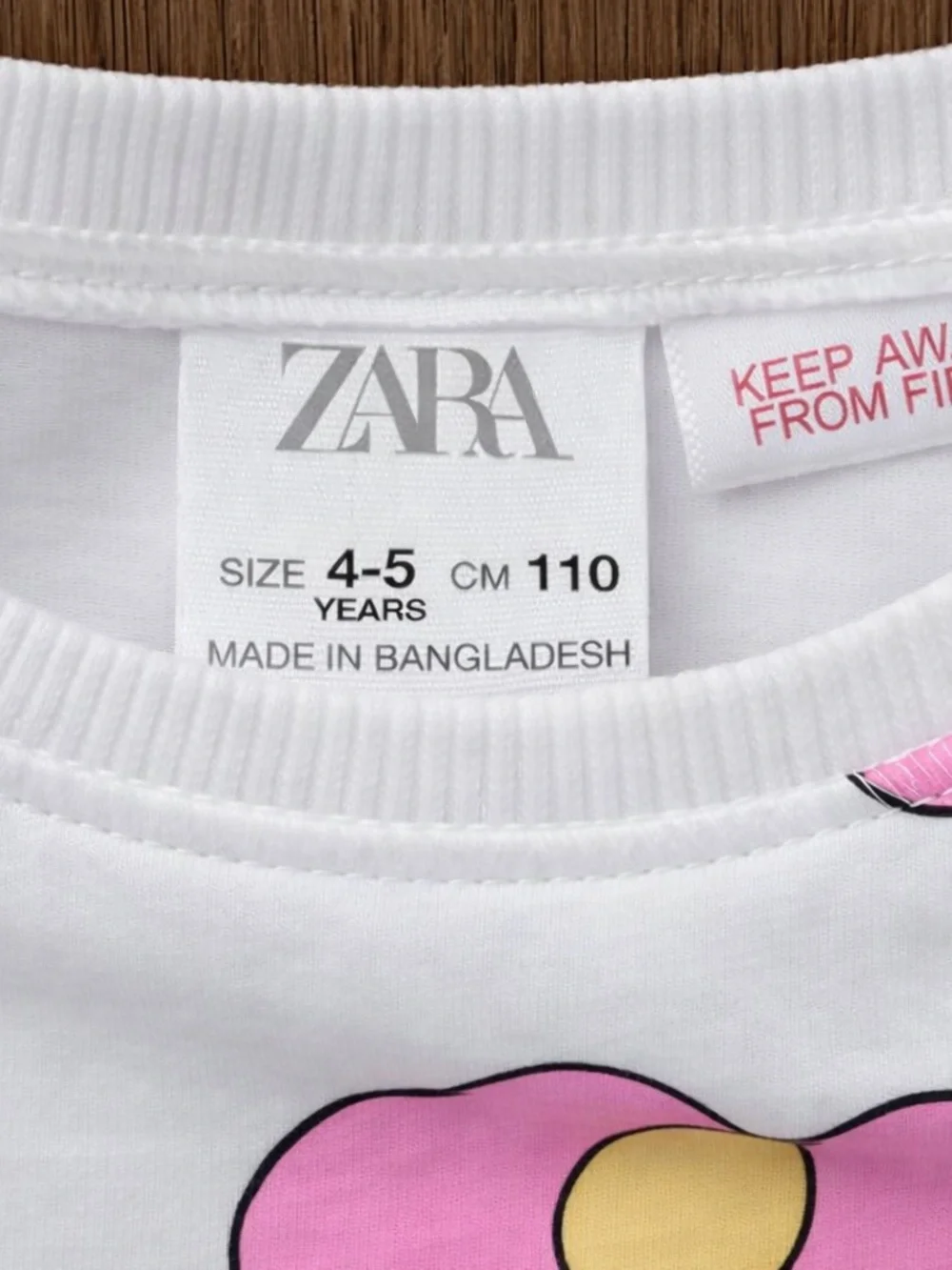 ZARA Girls Size 4/5 Pink Flower Tee White Short Sleeve - Picture 2 of 6